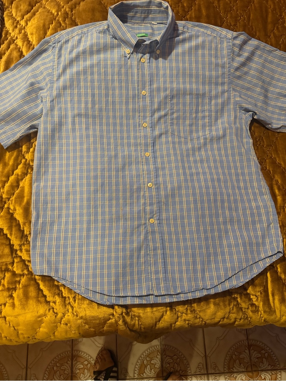 United Colors Of Benetton Light Blue Plaid Short-Sleeve Button-Down Shirt